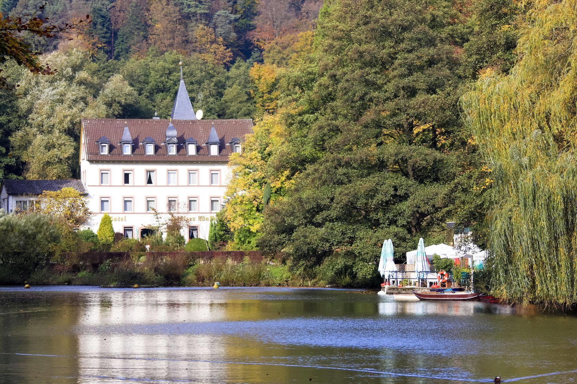 Hotel Pfälzer Wald Bad Bergzabern Exterior foto